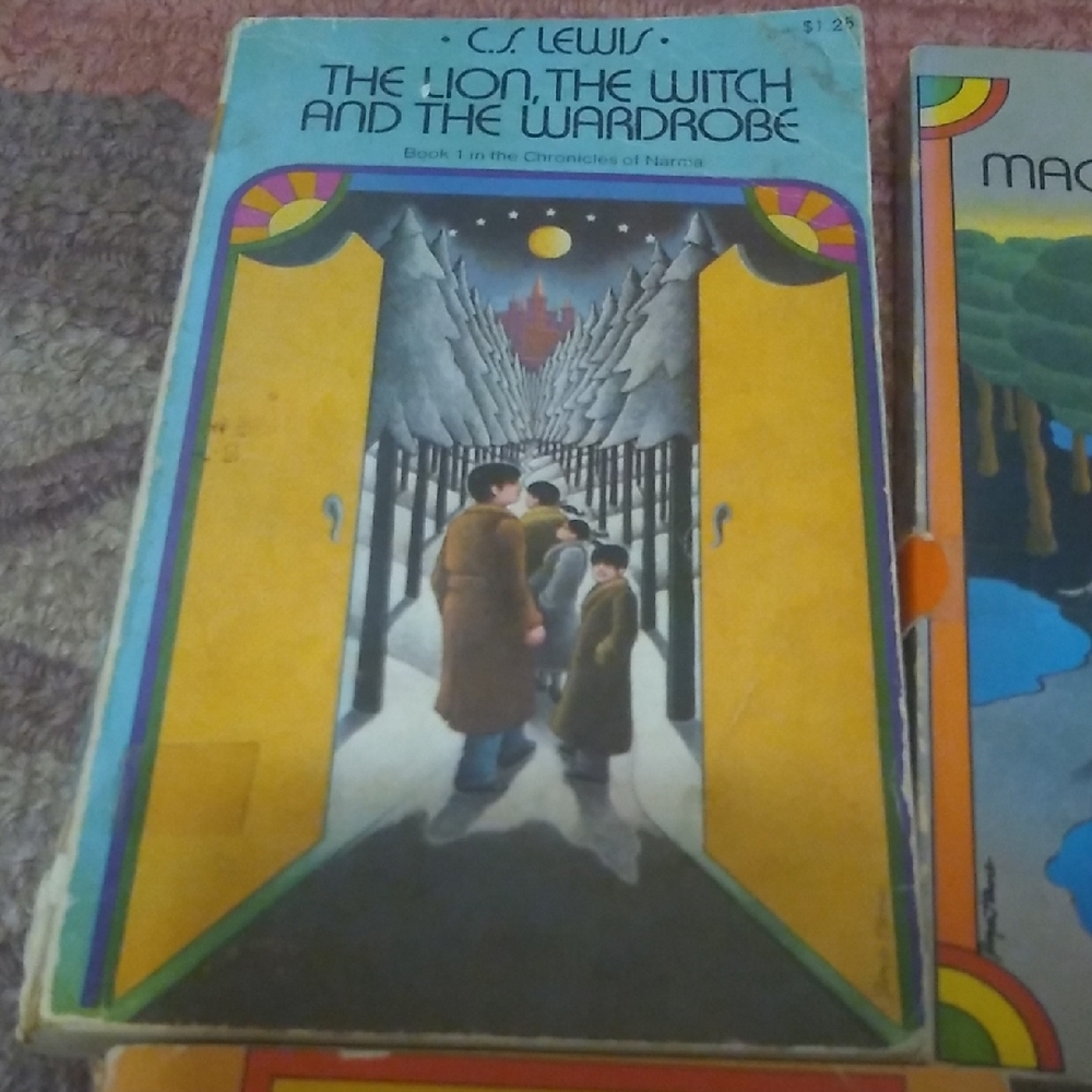 The Lion The Witch & The Wardrobe Book Set Vintage! - Picture 4 of 10